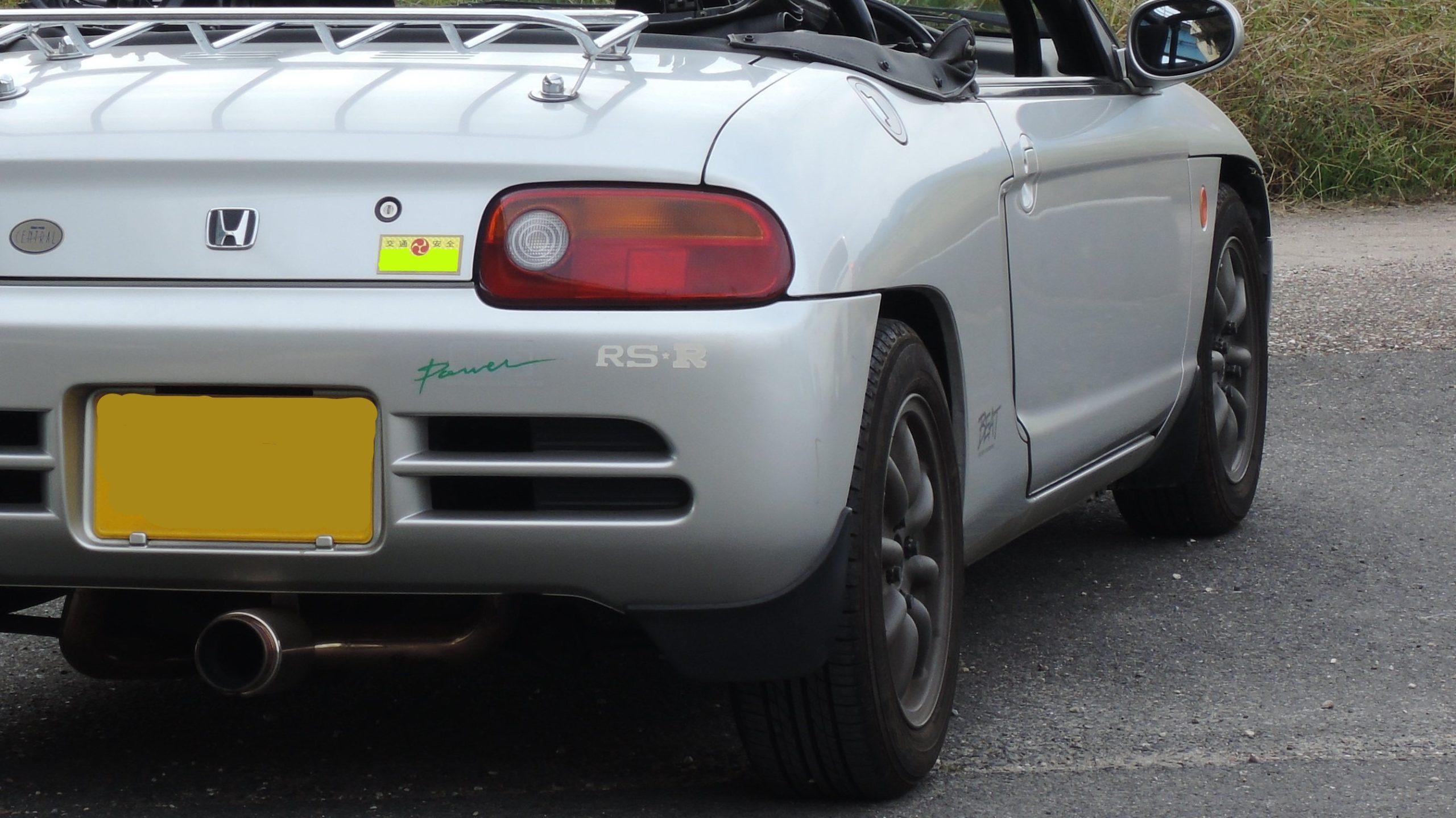 ビートのウインカーの球切れと、ホンダディーラーの兄ちゃんと。